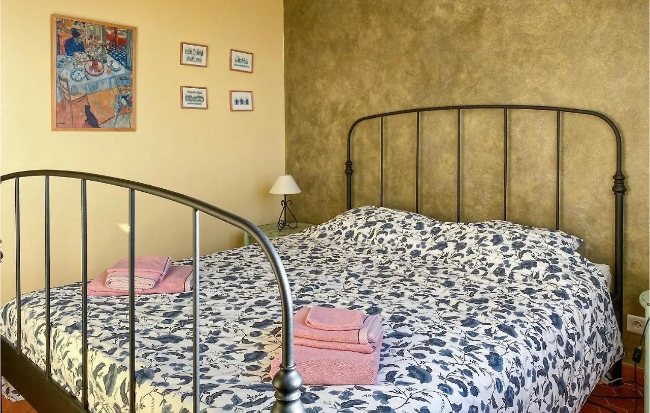 Holiday home Gorgeous Home In Entrecasteaux With Kitchen